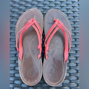 Olukai U’i Ohia Red Leather Sandals womens 9.5 flip flops GUC